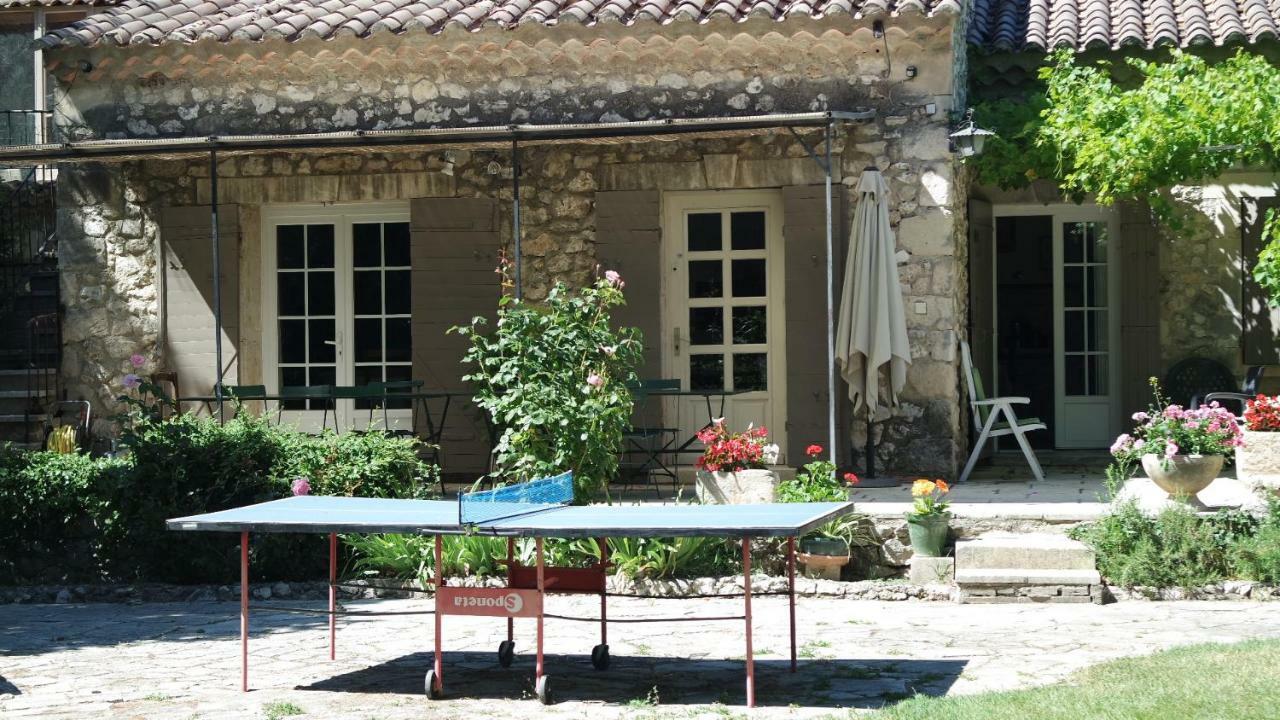 Mas Grimaud - Gite- Studio Et Chambres D'Hotes Familiales เอย์กาลิแยร์ ภายนอก รูปภาพ